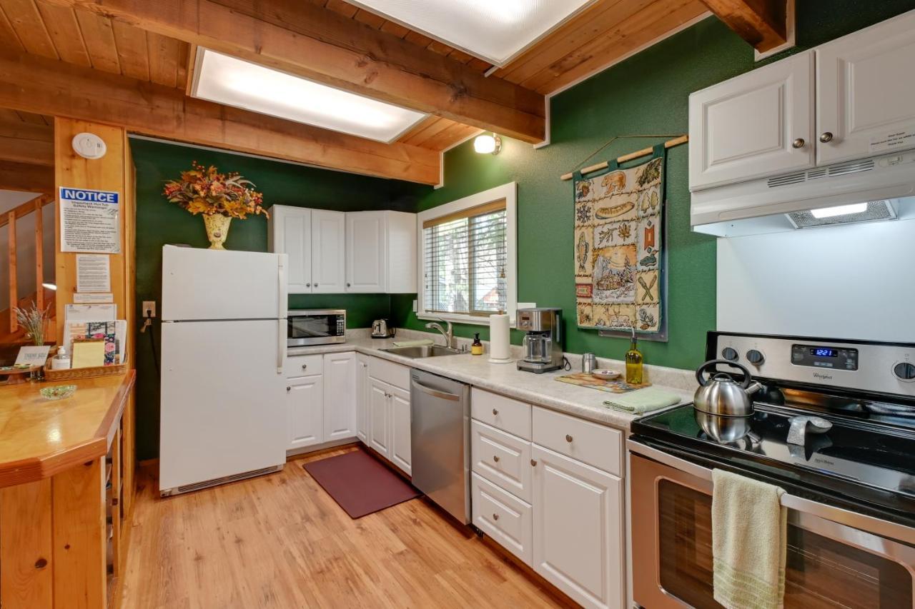 Cozy Ashford Home - 5 Mi To Rainier Natl Park! Exterior photo